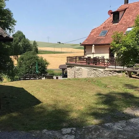 公寓 Schoene Ferienwohnung In Mit Grosser Terrasse
